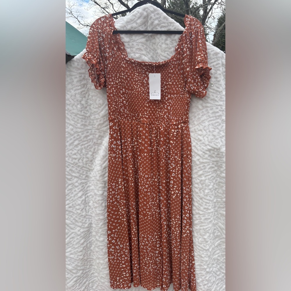 Elegant Floral Maxi Dress in Rust